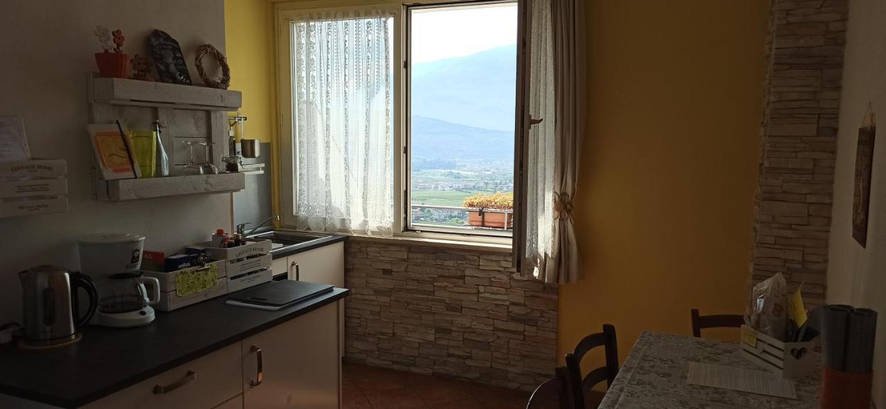 Garda View Guest House เทนโน ภายนอก รูปภาพ