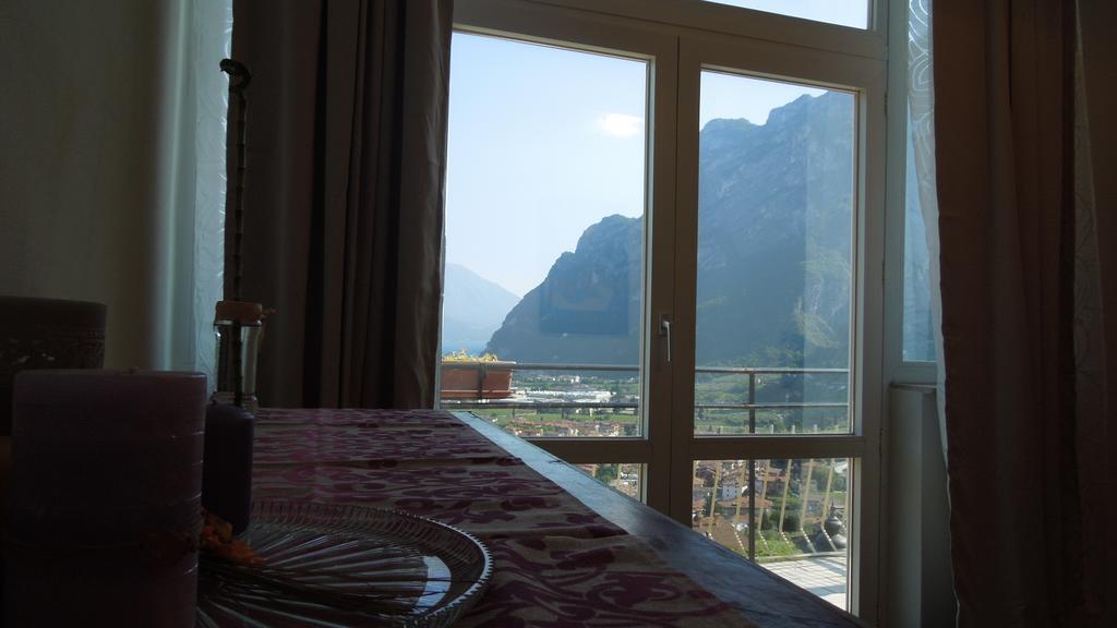 Garda View Guest House เทนโน ภายนอก รูปภาพ